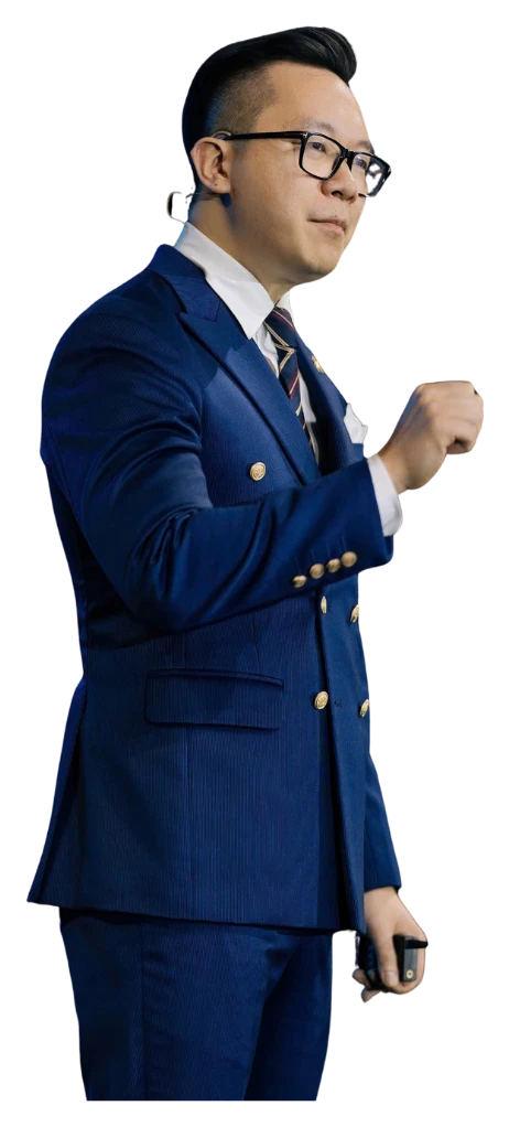 Coach Duy Nguyễn đang giảng